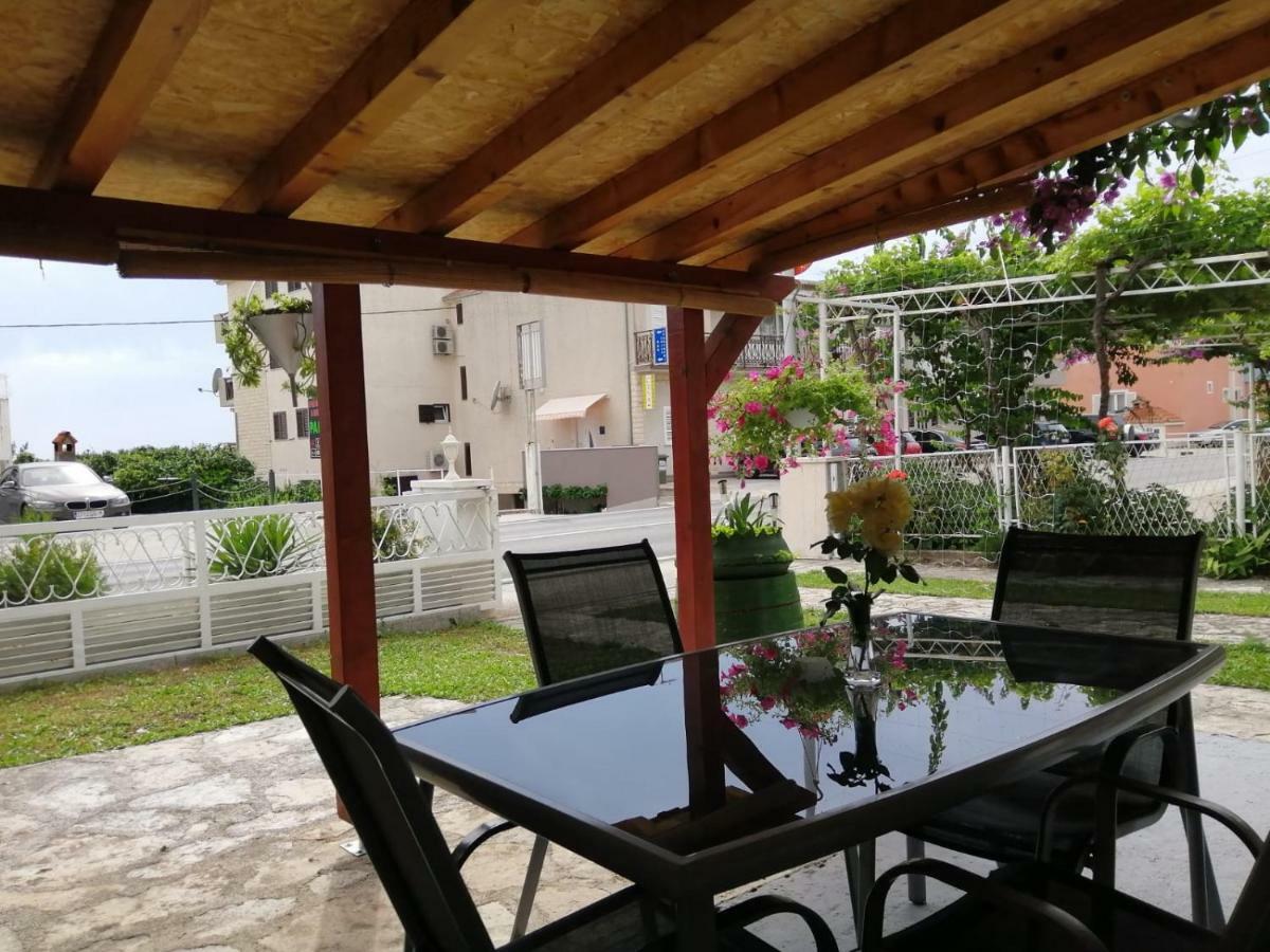 Apartman Marta Podstrana Exterior foto